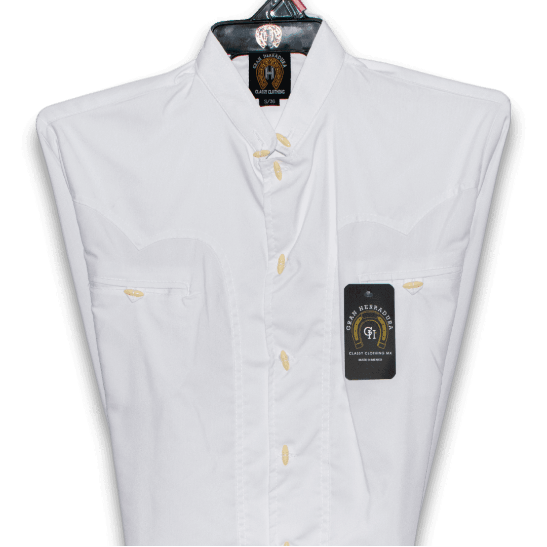 Camisa charra lisa en blanco, vista posterior