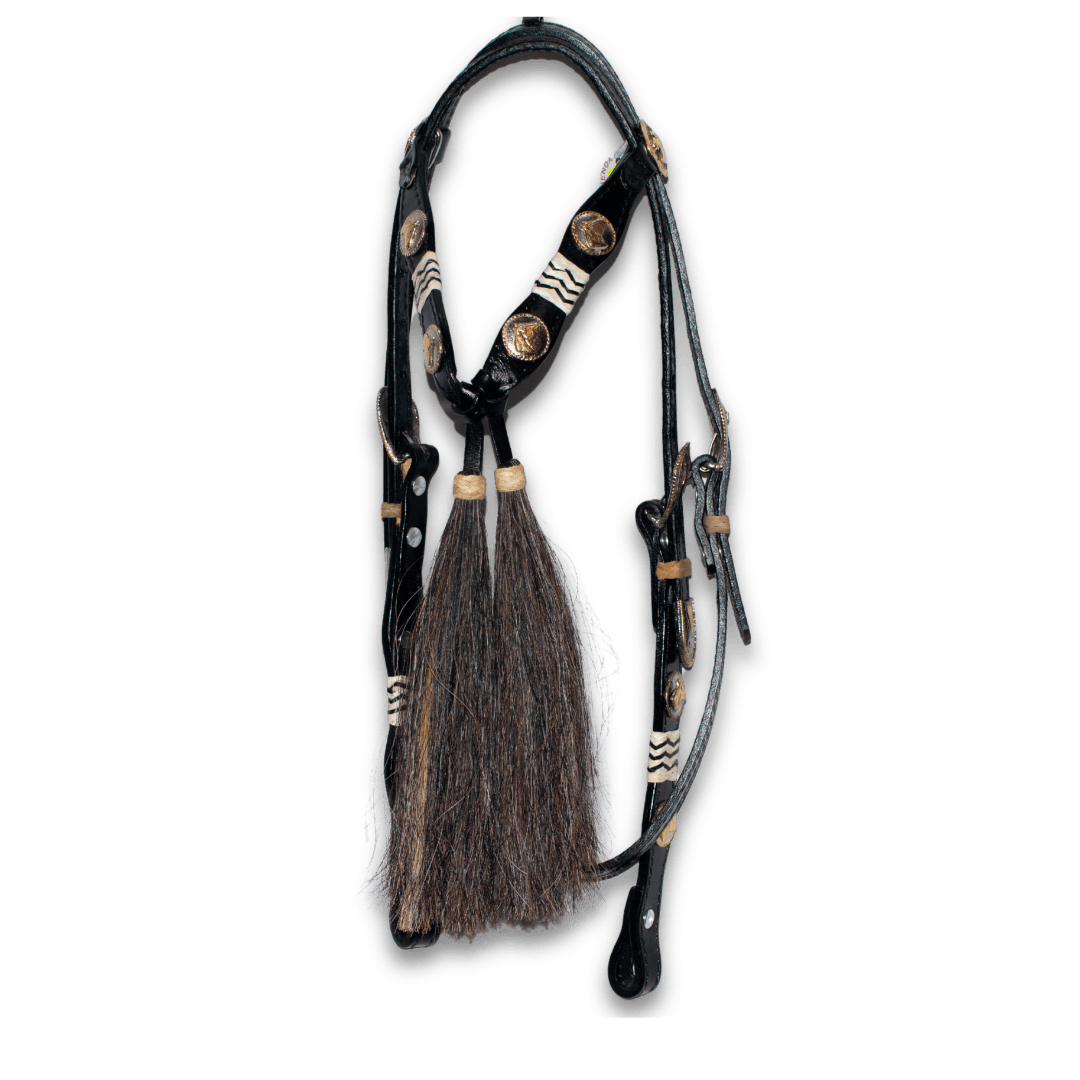 Cabezada negra de concho con borlas de crin gris